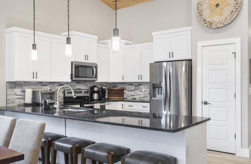 Indian Point Condo | Overlook Nook
