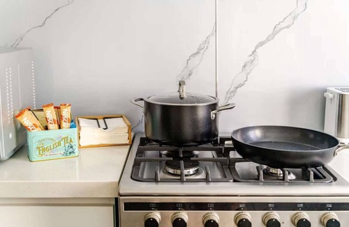 Plumpton Apartment | Overlooking a Park - A sunny escape