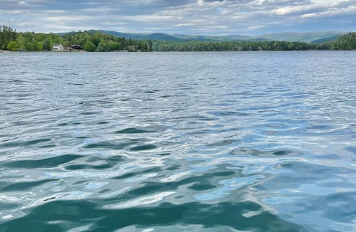Salem House | Overlooking Lake Keowee Bay View