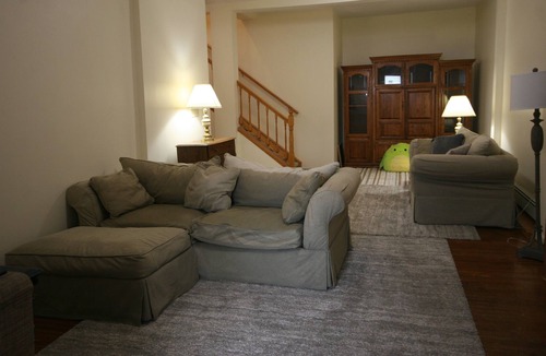 Marietta House | Overlooking Sunsets On the Lake ; Boat and Pet Friendly.