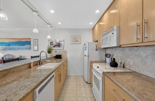 Rio del Mar Condo | Overlooking the Ocean!
