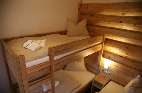 Kaisersbach Cabin | Overnight in the quaint blockhouse!