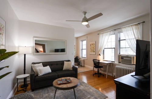 Cleveland Circle Apartment | Oversized 1Bed w/Outdoor Pool & Elevator