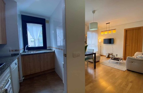 Las Campas y San Claudio Apartment | Oviedo Soja City, apartment minutes from downtown
