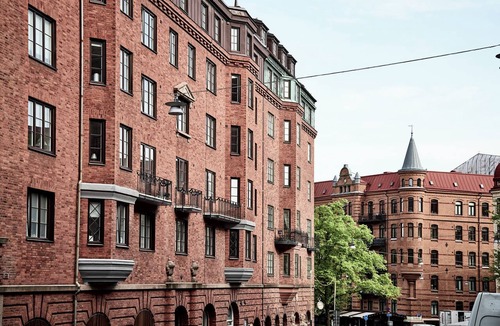 Centrum Bed & Breakfast | OW, by A&J - Family & Car & Dog - Liseberg & Avenue!