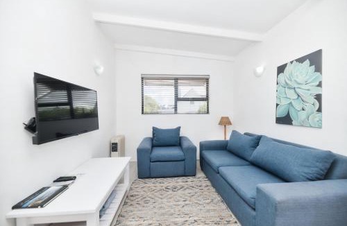Waenhuiskrans Apartment | Owlet Cottage in Arniston