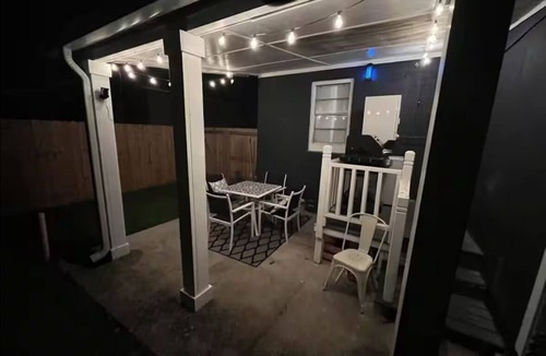 New Warrington Cottage | OWL’S NEST