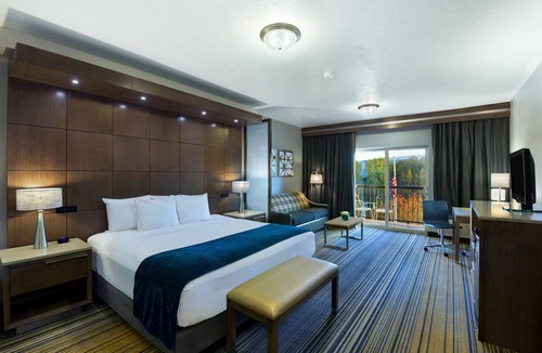 Riverside Hotel | Oxford Suites Downtown Spokane