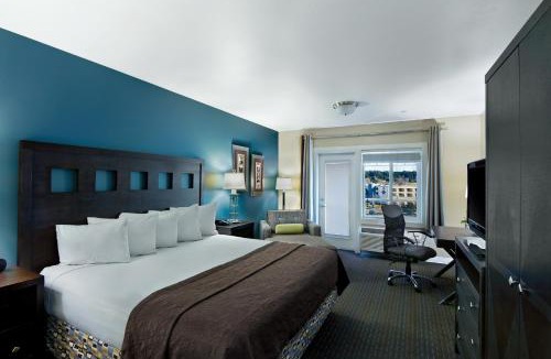Silverdale Hotel | Oxford Suites Silverdale