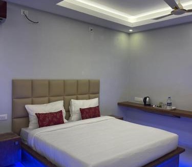 Mannarkkad Apartment | Oxy Valley Resort