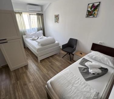 Hunedoara Apartment | Oxygen Rooms