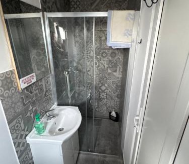 Hunedoara Apartment | Oxygen Rooms