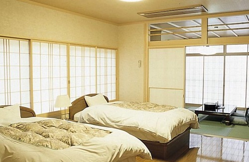 Hirugami House | Oyado Sansui