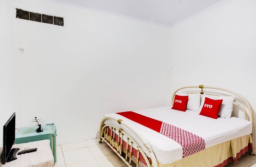 Mampang Prapatan Hotel | OYO 3725 Sisca Guest House