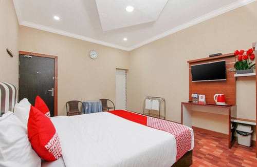 Berastagi Hotel | OYO 799 Hotel Dieng
