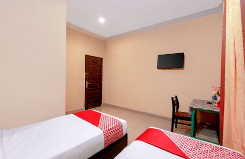 Berastagi Hotel | OYO 799 Hotel Dieng
