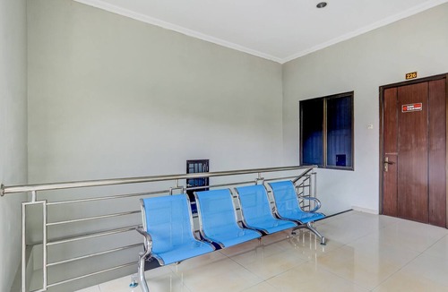 Pati Hotel | OYO 90927 Homestay Tentrem 2
