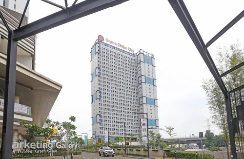 East Jakarta Hotel | OYO 91734 Bp Room