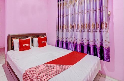 Surabaya Hotel | OYO 93114 Salak Homestay Syariah