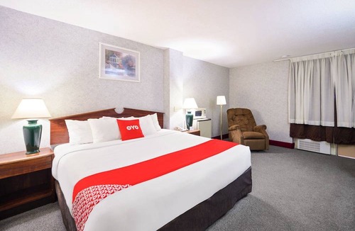 Goodland Hotel | OYO Hotel Goodland KS Hwy 24