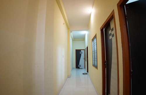 Bareilly Hotel | OYO Hotel Satrang