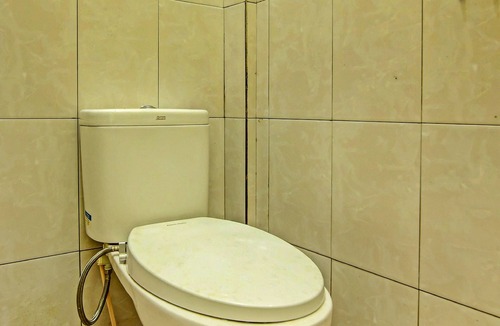 Sukarami Hotel | OYO Life 91268 Homestay Bu Erma Syariah