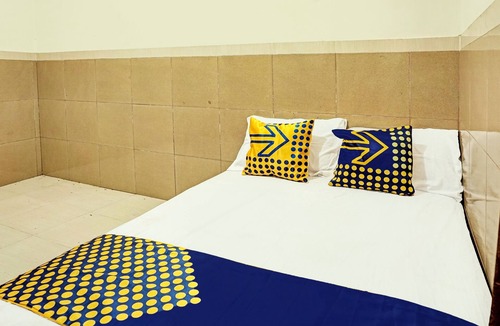 Kediri Hotel | OYO Life 92393 Namimart Syariah 1