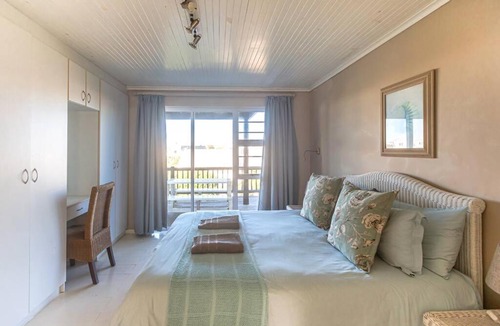 Cape Saint Francis House | Oyster Catcher