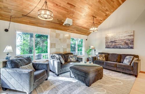 Potlatch House | Oyster Haven: Private Oyster Beach w/Kayaks