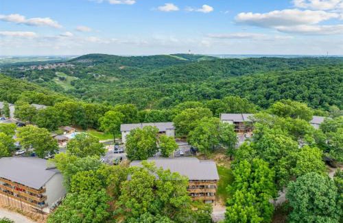 Notch Estates House | Ozark Mountain Getaway Balcony