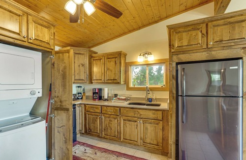 Warsaw Cabin | Ozarks Waterfront Home w/Dock & Marina Access