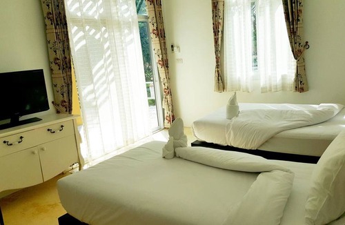 Suan Phueng Hotel | Ozono Resort