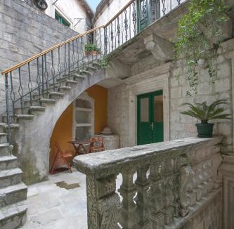 Kotor Old Town Apartment | P.S. Cattaro Apartments