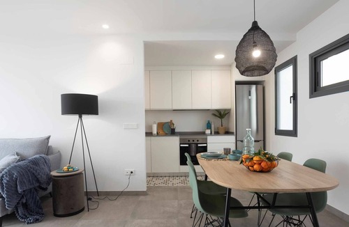 Oliva Apartment | [P2L02]