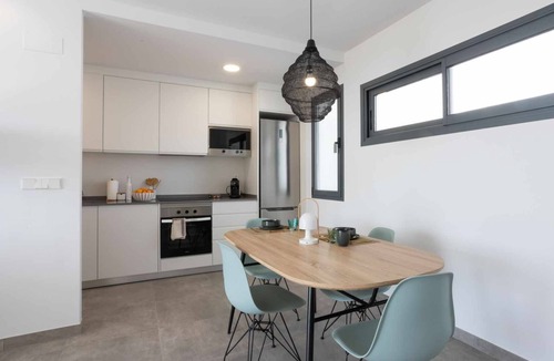 Oliva Apartment | [P2L02]