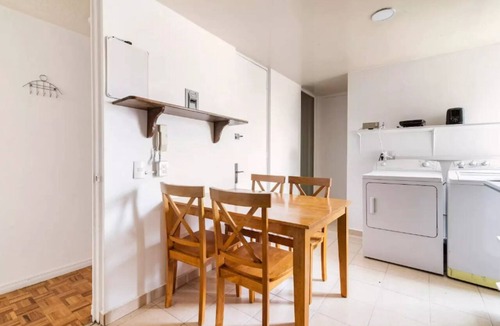 Del Valle Apartment | P403- 3BR/1BTH - One Bedroom Apartment, Sleeps 5