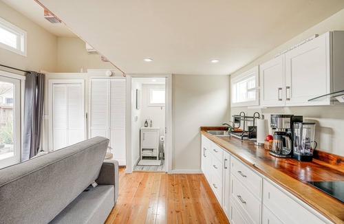 Pacheco Apartment | Pacheco/Martinez Studio: 22 Mi to Dtwn Oakland!