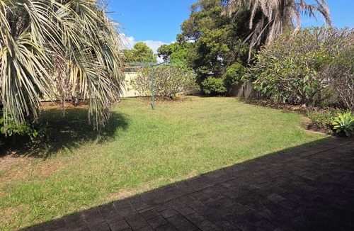 Scotts Head House | Pacific Bay