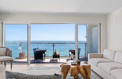 Eastern Malibu Apartment | Pacific Coast Outlook by AvantStay