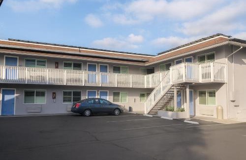 North Fremont Street Hotel | Pacific Inn Monterey