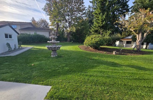 SeaTac House | Pacific Northwest View