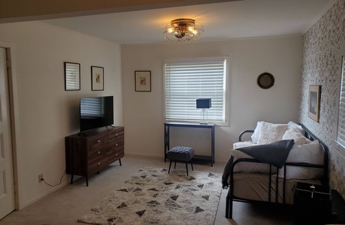 Montara House | Pacific Oceanfront - Marvelous 2-bedroom house in Montara with stunning views