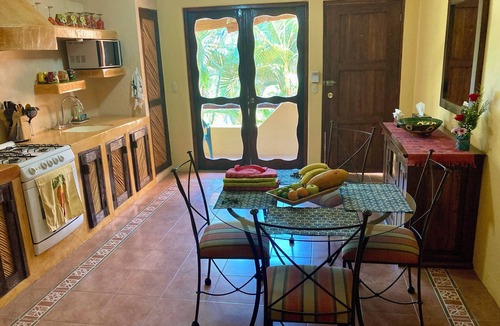Zihuatanejo Condo | Pacific Paradise Condo