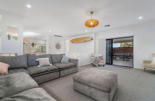 Dunbogan House | Pacific Sounds