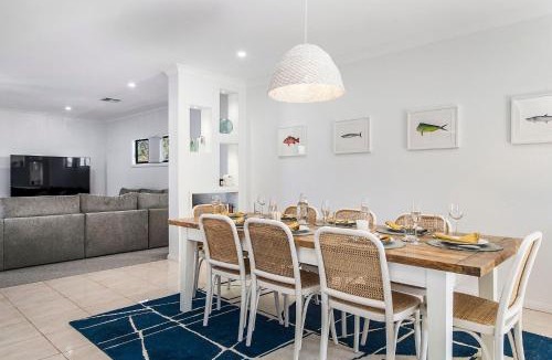 Dunbogan House | Pacific Sounds