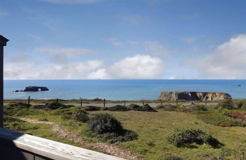 Occidental House | Pacific Sunset is Waiting for You!