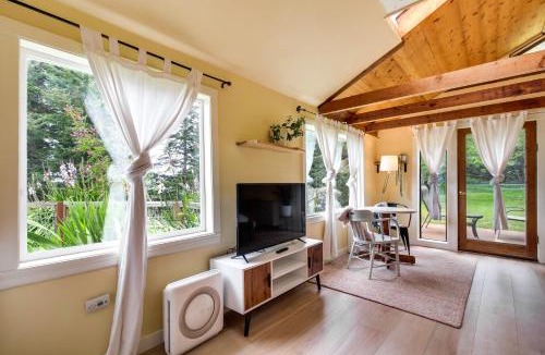 Langlois House | Pacific View Cottage - 100’ High w/Ocean Views
