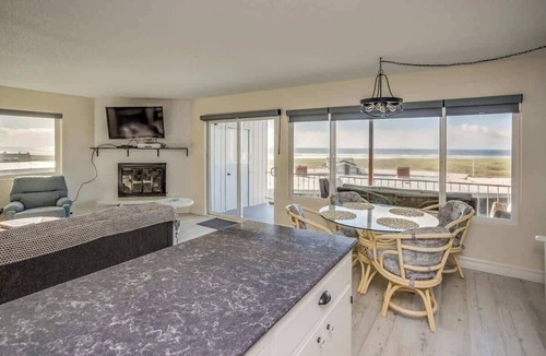 Gearhart Condo | Pacific View V484