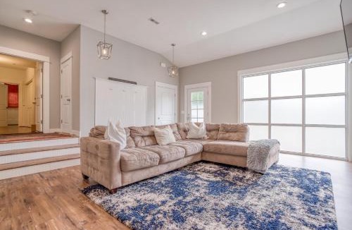 Gearhart House | Pacific Way Cottage - Meredith Lodging