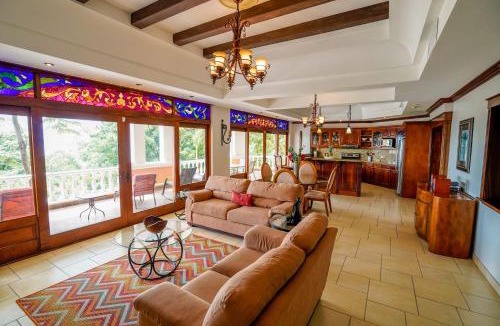 Manuel Antonio Villa | Pacifico Colonial Condominiums